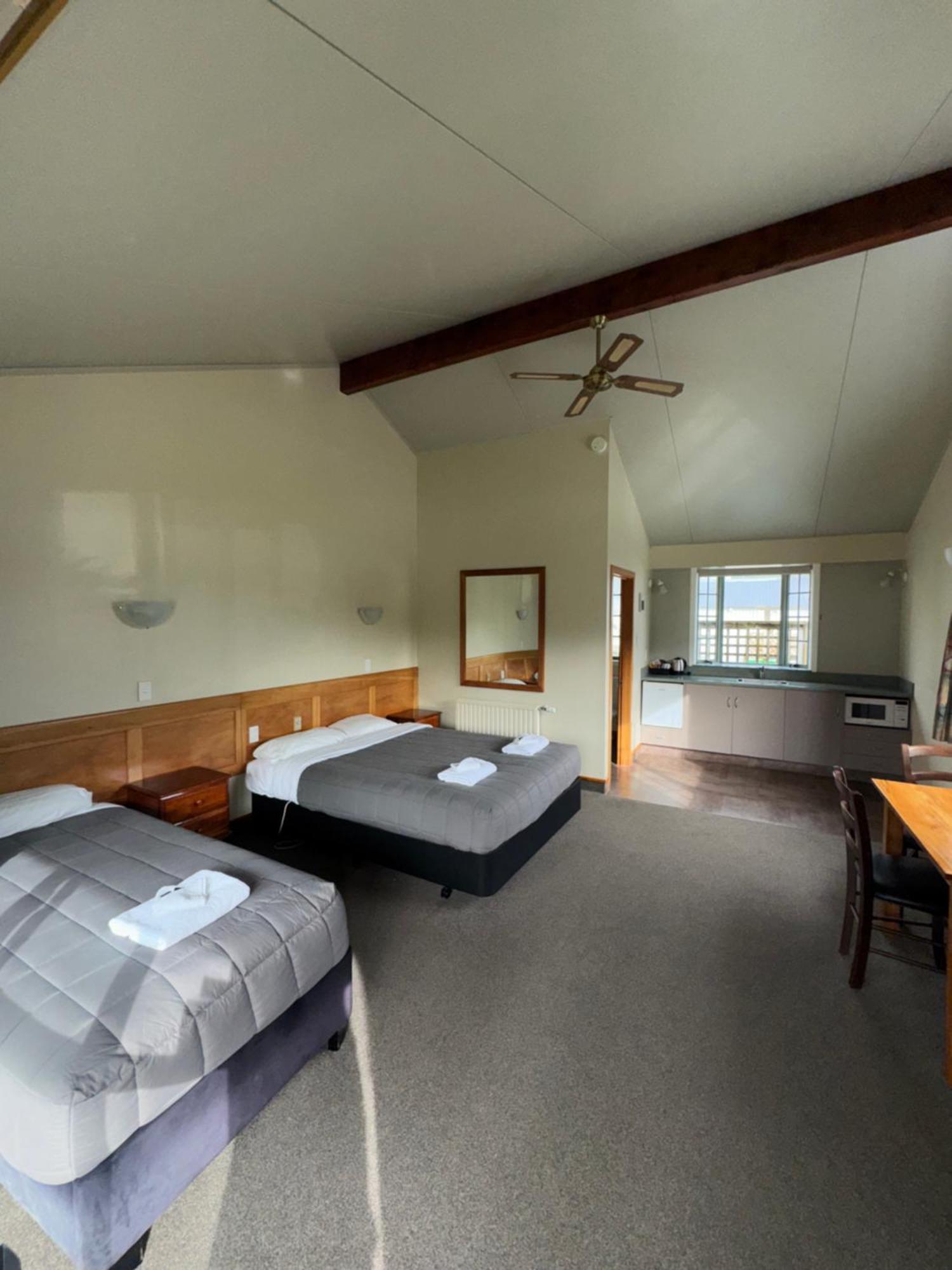 هاف مون باي South Sea Hotel - Stewart Island المظهر الخارجي الصورة